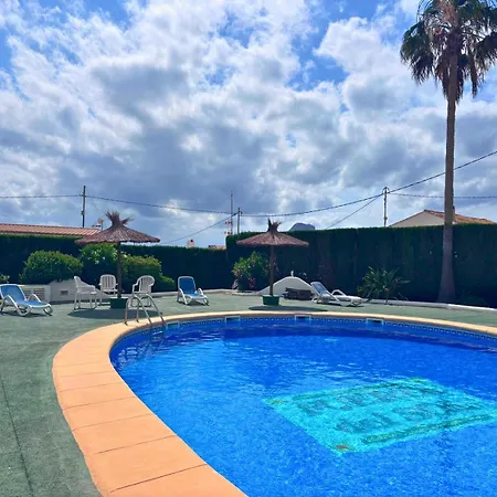 Holiday home Sunny Air Conditioning In Every